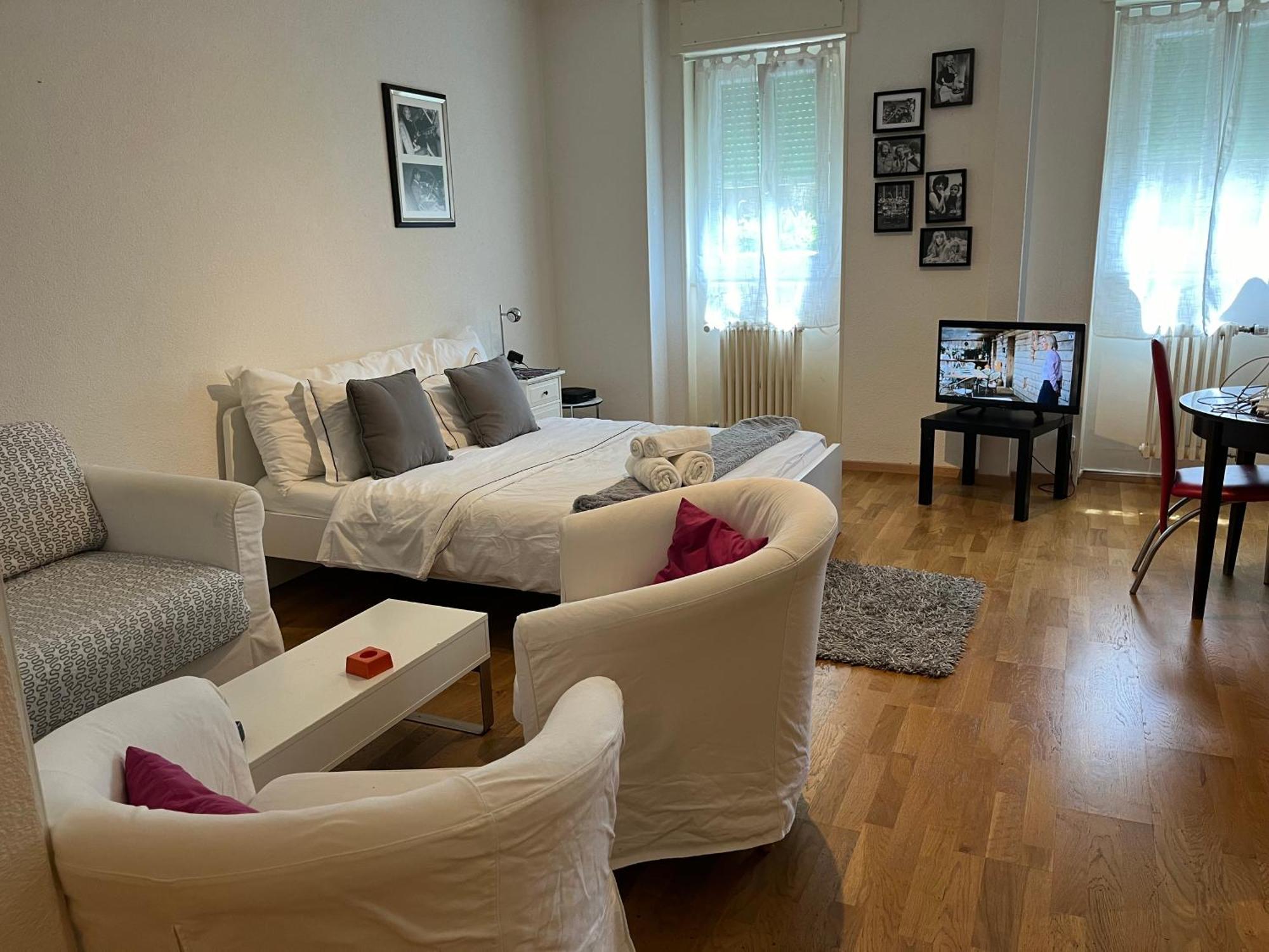 7 Min Walking From Gare Apartment *